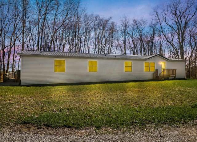 Property at 2525 Panther Dr NE, New Lexington, OH 43764, 4 beds, 3 baths