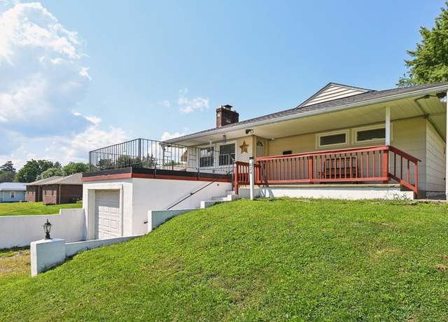 Property at 424 Ridge Ave, Newark, OH 43055, 2 beds, 1 bath