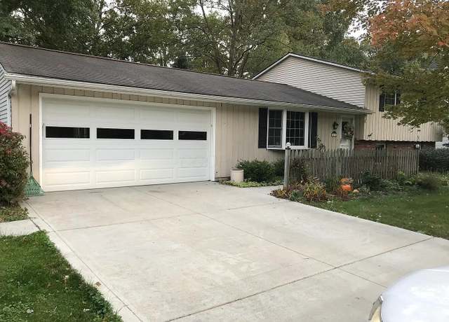 Property at 4825 Timberview Dr, Vermilion, OH 44089, 3 beds, 2 baths