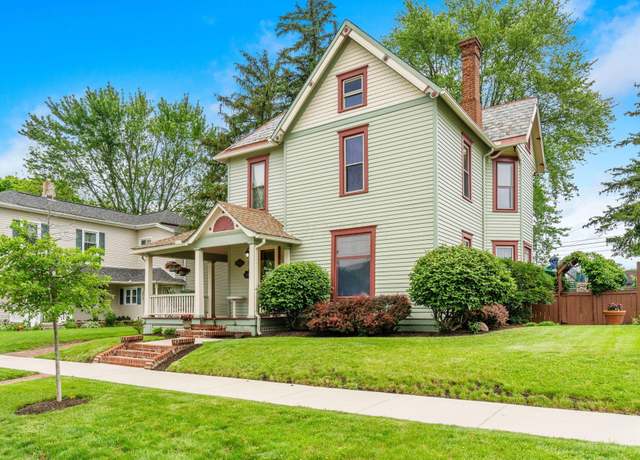 Property at 226 S Plum St, Marysville, OH 43040, 3 beds, 1.5 baths