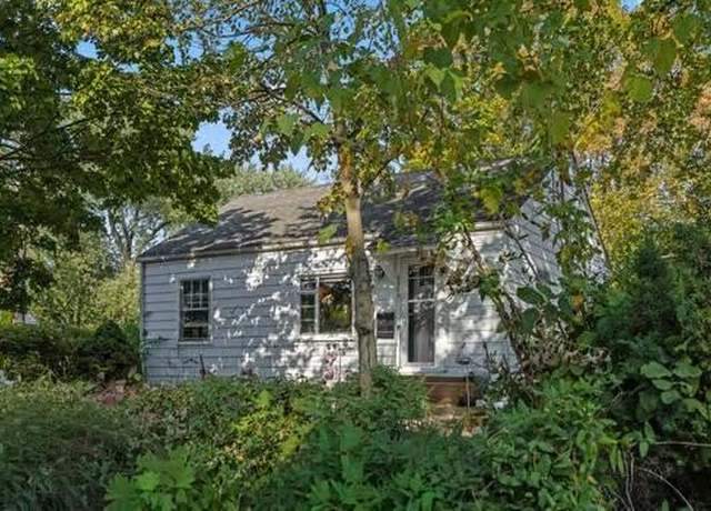 Property at 2634 Grasmere Ave, Columbus, OH 43211, 2 beds, 1 bath