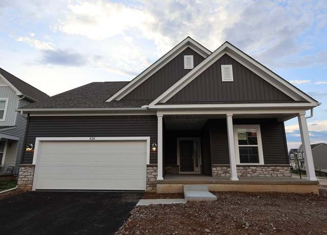 Property at 426 Colonial Club Rd, Commercial Point, OH 43116, 3 beds, 2 baths