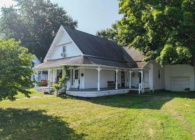Property at 113 E Walnut St, Cardington, OH 43315, 3 beds, 3 baths