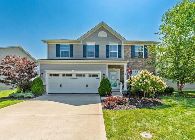 Property at 138 Old Colony Dr, Delaware, OH 43015, 4 beds, 3.5 baths