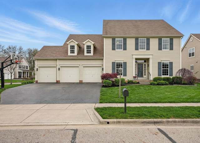 Property at 8339 Marwithe Pl, New Albany, OH 43054, 4 beds, 2.5 baths