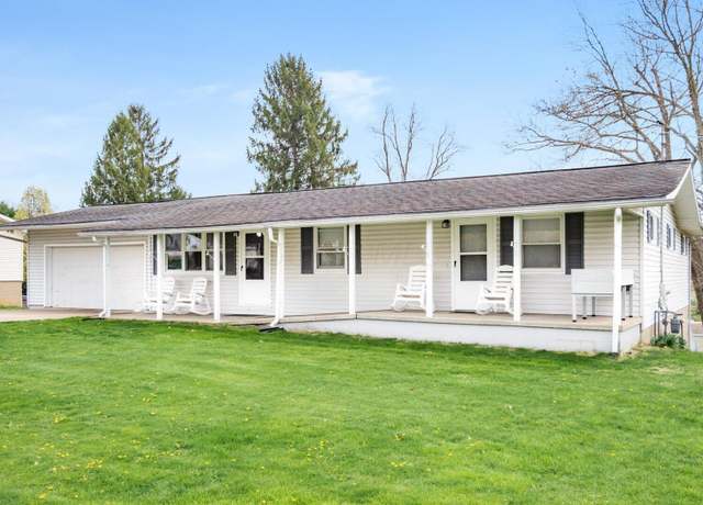 Property at 20 Juanita Dr, Zanesville, OH 43701, 3 beds, 3 baths