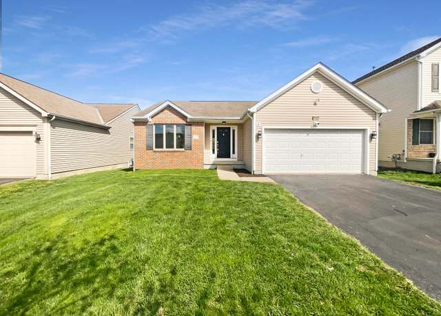 Property at 2136 Staghorn Way, Grove City, OH 43123, 3 beds, 2 baths