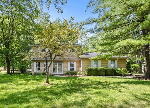 Property at 481 N Center St, Pickerington, OH 43147, 3 beds, 2.5 baths