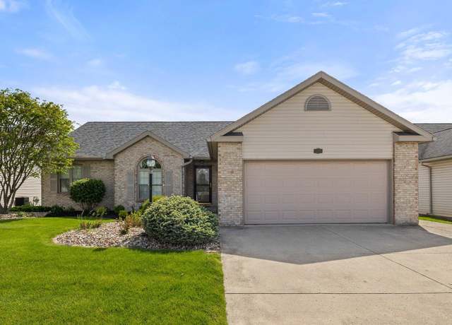 Property at 106 Kincora Dr, Bucyrus, OH 44820, 3 beds, 2 baths