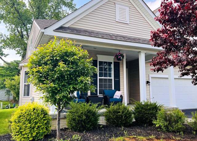Property at 2274 Tournament Way, Grove City, OH 43123, 4 beds, 2.5 baths