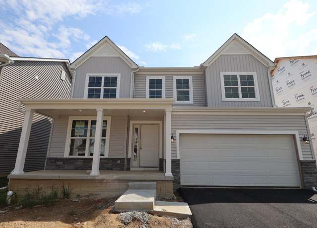 Property at 7806 Collins Dr, Reynoldsburg, OH 43068, 4 beds, 2.5 baths