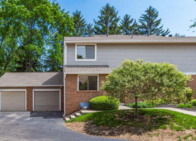 Photo of 99 Corbins Mill Dr, Dublin, OH 43017