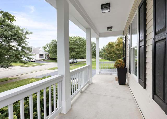 Photo of 6983 Abbeyfield Dr, New Albany, OH 43054