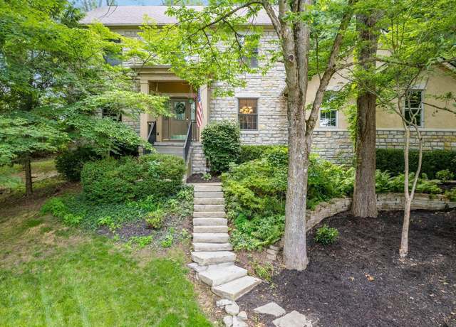 Property at 1828 Bradford Cir, Newark, OH 43055, 4 beds, 3.5 baths