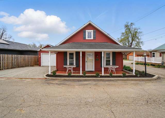 Property at 4891 Decker Ave NE, Thornville, OH 43076, 3 beds, 2 baths