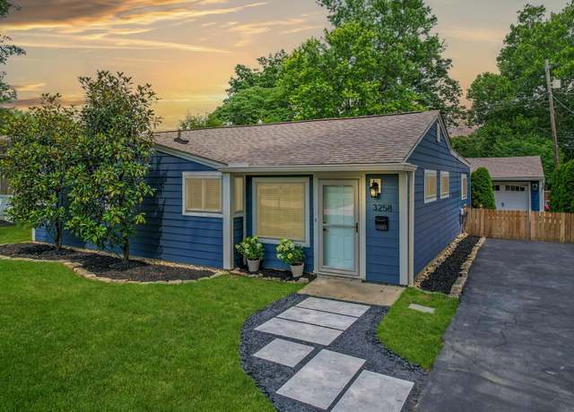 Photo of 3258 Kenyon Rd, Upper Arlington, OH 43221