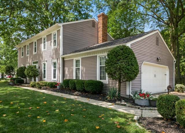 Photo of 702 Autumn Branch Rd, Westerville, OH 43081