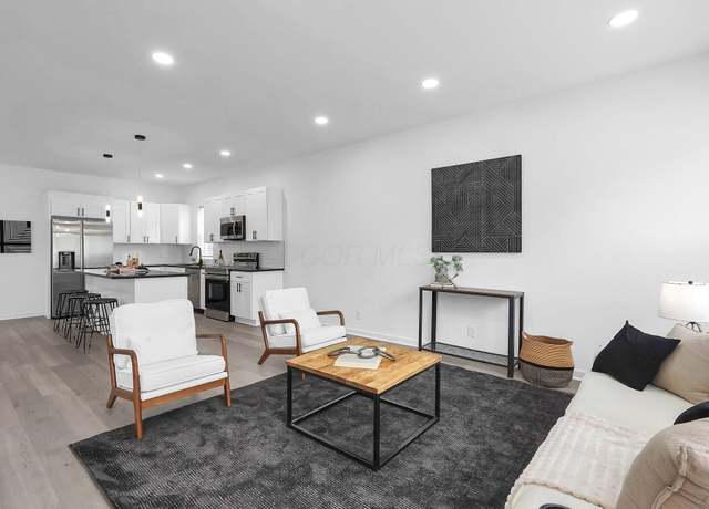 Property at 1191 Seymour Ave, Columbus, OH 43206, 4 beds, 3.5 baths