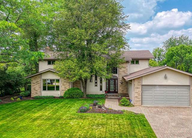 Property at 4305 Clairmont Rd, Columbus, OH 43220, 5 beds, 3 baths