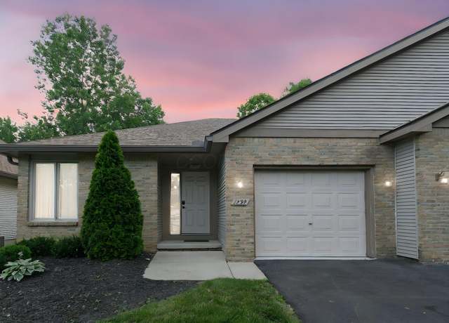 Property at 1299 Azalea Dr, Reynoldsburg, OH 43068, 3 beds, 2 baths