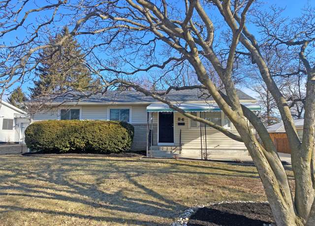 Property at 86 Orchard Hts, Delaware, OH 43015, 3 beds, 1.5 baths