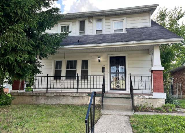 Property at 1015 Fairwood Ave, Columbus, OH 43206, 4 beds, 1.5 baths