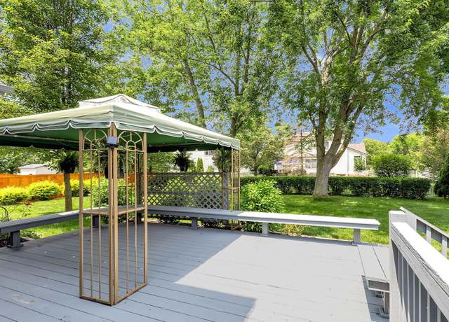 Property at 127 Seatrain Dr, Delaware, OH 43015, 4 beds, 2.5 baths