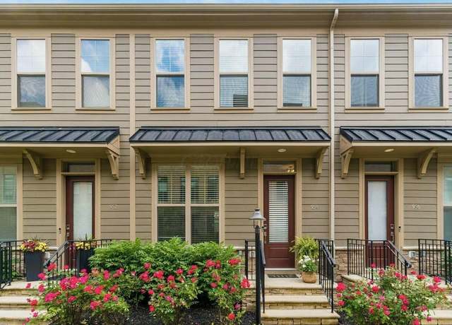 Property at 956 Pullman Pl #27, Columbus, OH 43212, 3 beds, 3.5 baths