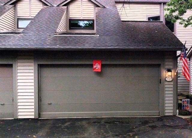Property at 2715 Woodland Trail Dr, Columbus, OH 43231, 2 beds, 2.5 baths