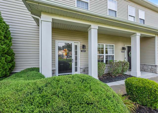 Property at 1410 Carylake Cir, Columbus, OH 43240, 2 beds, 2 baths
