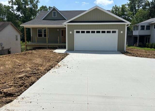Property at 173 Lakeview Heights Dr, Howard, OH 43028, 4 beds, 3 baths