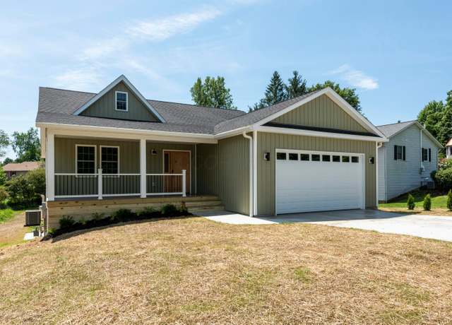 Property at 173 Lakeview Heights Dr, Howard, OH 43028, 4 beds, 3 baths
