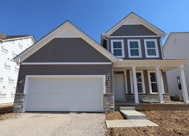 Property at 7954 Collins Dr, Reynoldsburg, OH 43068, 3 beds, 2.5 baths