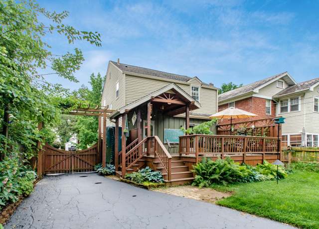 Property at 214 Blenheim Rd, Columbus, OH 43214, 3 beds, 2 baths