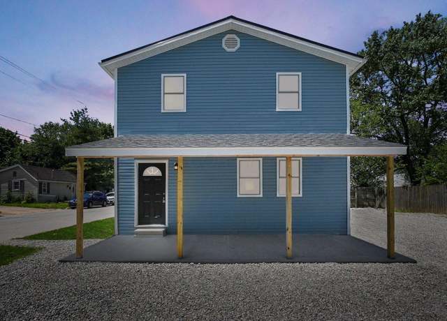 Property at 705 Clinton St, Circleville, OH 43113, 3 beds, 2 baths