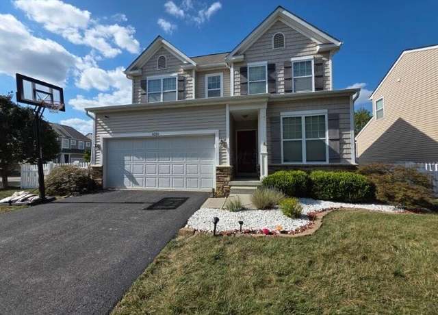 Property at 6330 Granite Pointe Dr, Columbus, OH 43213, 3 beds, 2.5 baths