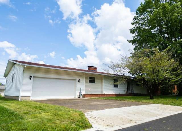 Property at 379 Markley Rd, Circleville, OH 43113, 3 beds, 2.5 baths