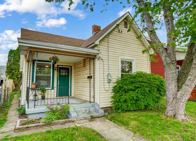 Property at 804 Columbus Ave, Washington Court House, OH 43160, 2 beds, 1 bath