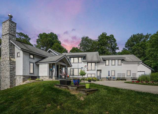 Property at 3850 Alward Rd SW, Pataskala, OH 43062, 5 beds, 5.5 baths