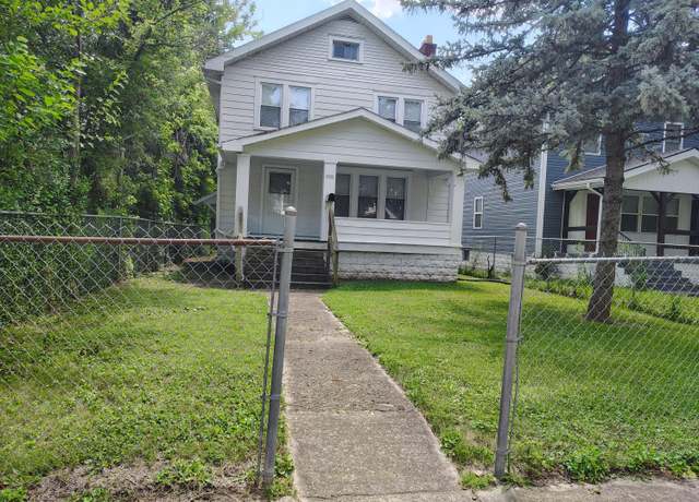 Property at 1525 Aberdeen Ave, Columbus, OH 43211, 4 beds, 1 bath