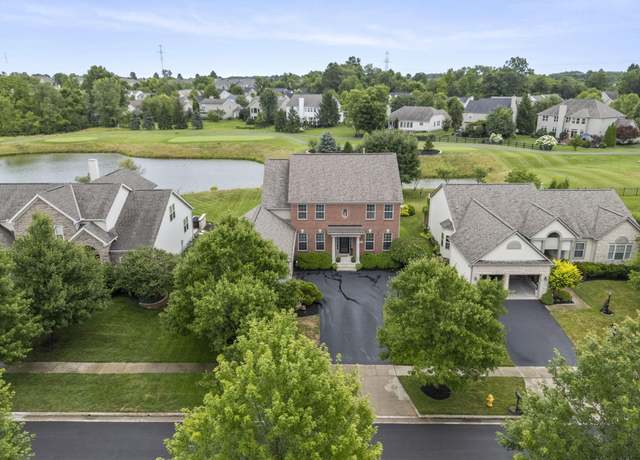 Photo of 7965 Bridge Crossing Ct, Powell, OH 43065