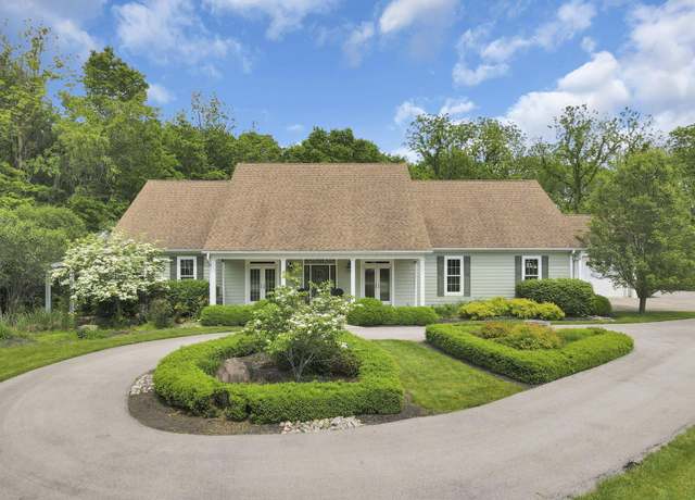 Property at 1200 Willow Rd, Springfield, OH 45502, 4 beds, 2.5 baths