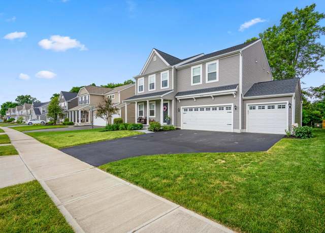 Property at 8022 Narrow Leaf Dr, Blacklick, OH 43004, 4 beds, 2.5 baths