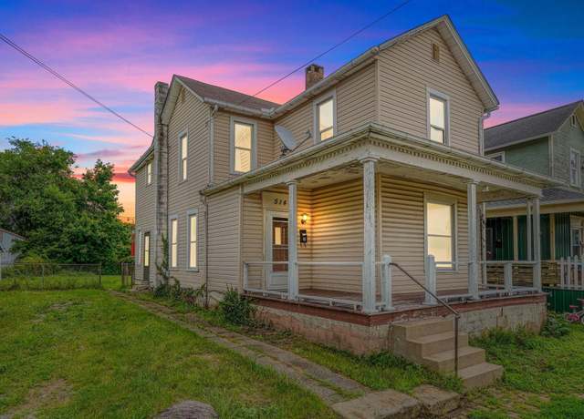 Property at 514 S Columbus St, Lancaster, OH 43130, 3 beds, 1.5 baths