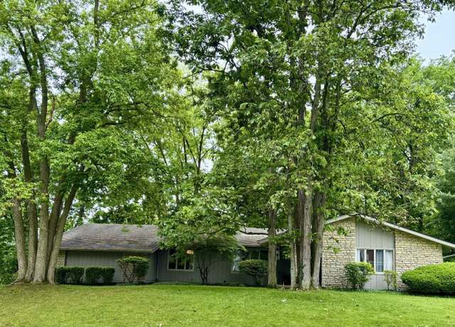 Property at 1425 Park Ridge Dr, Columbus, OH 43235, 4 beds, 3 baths