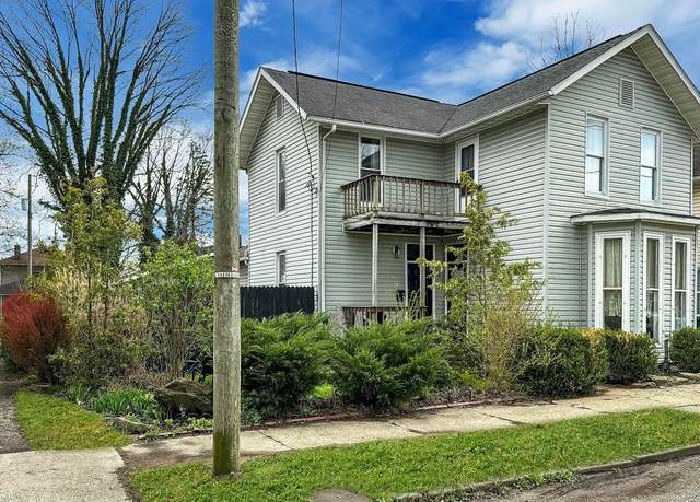 Property at 63 Chestnut St, Newark, OH 43055, 3 beds, 1.5 baths