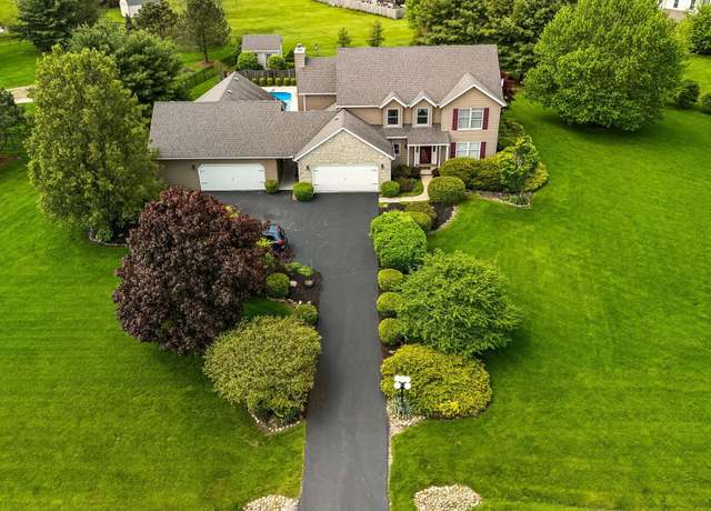 Property at 54 Brandon Dr SW, Pataskala, OH 43062, 4 beds, 3.5 baths