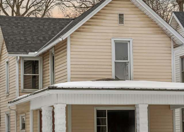 Property at 115 Oakwood Ave, Newark, OH 43055, 2 beds, 2 baths