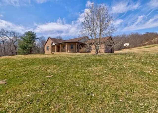 Property at 16900 Thompson Ridge Rd, Laurelville, OH 43135, 5 beds, 3 baths