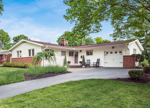 Photo of 3610 Sunset Dr, Upper Arlington, OH 43221